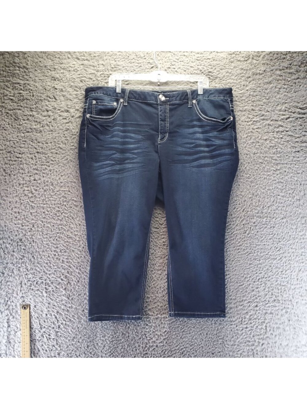 Cato Jeans Womens 18W Blue Curvy Stitch Cropped Capri Stretch Denim